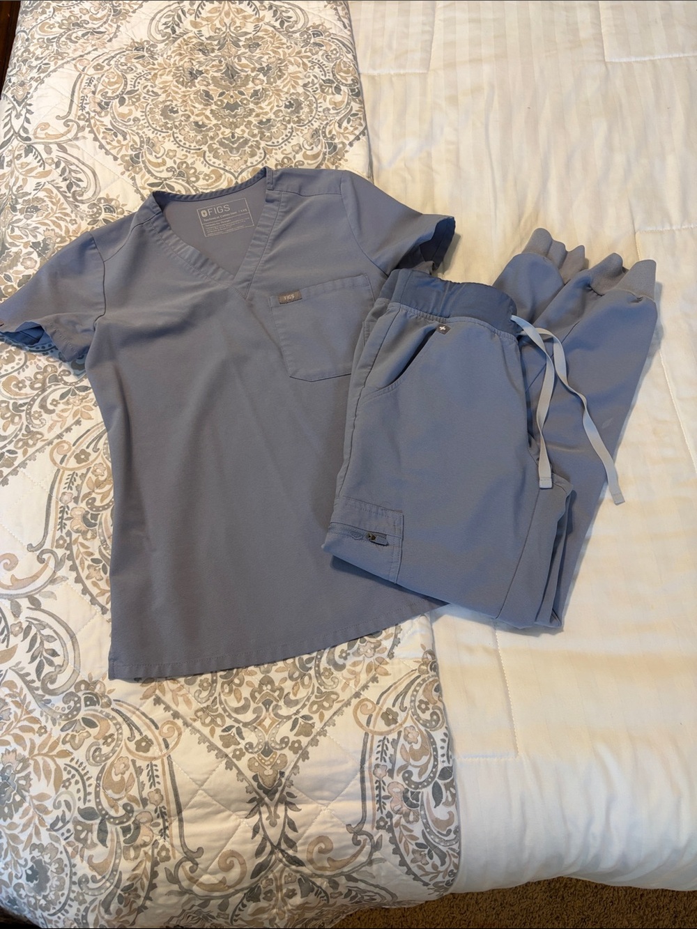 Figs Gray V-Neck Scrub Top and Jogger Set